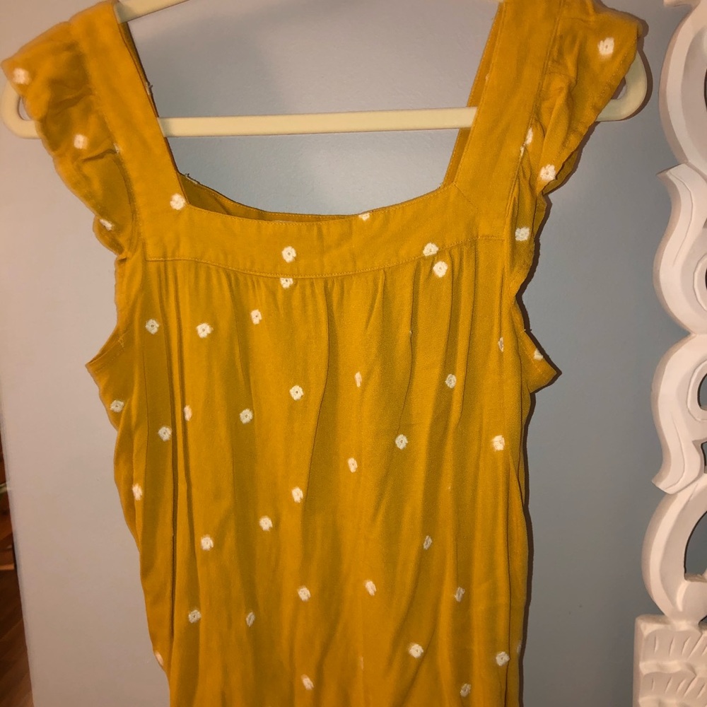 Ruffle sleeve tank top